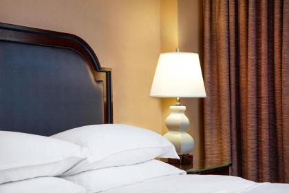 Sheraton Suites Houston Near the Galleria - image 11
