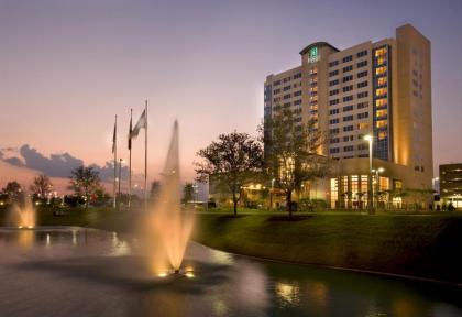 Embassy Suites by Hilton Houston-Energy Corridor - image 1