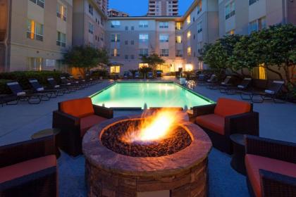 Hyatt House Houston Galleria - image 10