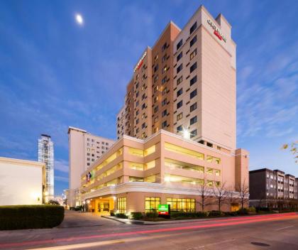 Courtyard by Marriott Houston Galleria - image 1