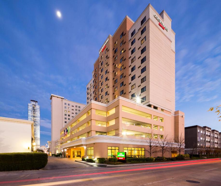 Courtyard by Marriott Houston Galleria - main image