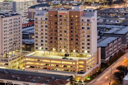Courtyard by Marriott Houston Galleria - image 12