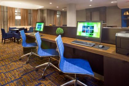 Courtyard by Marriott Houston Galleria - image 5