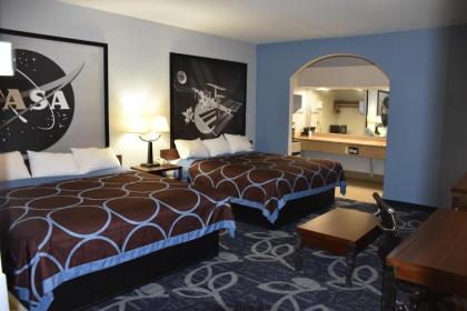 Super 8 by Wyndham Houston Hobby Airport South - image 12
