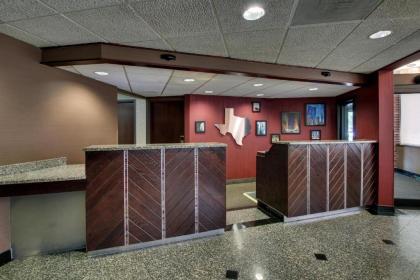 Drury Inn & Suites Houston Galleria - image 15