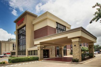 Drury Inn & Suites Houston Galleria - image 16