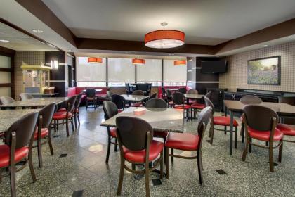 Drury Inn & Suites Houston Galleria - image 6