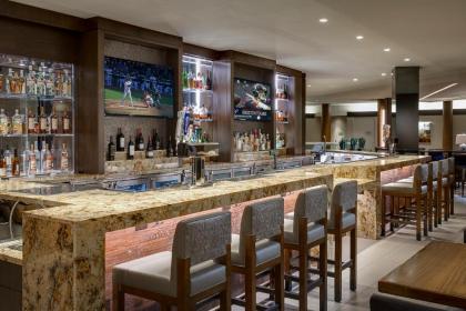 Houston Airport Marriott at George Bush Intercontinental - image 20