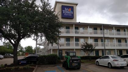 InTown Suites Extended Stay Houston TX-Hobby Airport - image 18