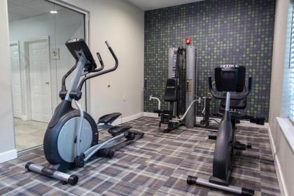 La Quinta by Wyndham Houston East at Normandy - image 18
