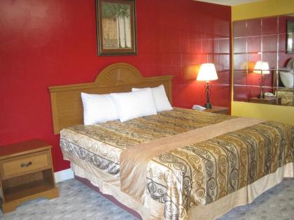 Best Way Inn Houston - image 20