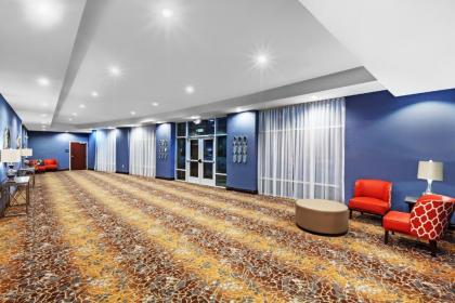 Hampton Inn and Suites Houston Central - image 13