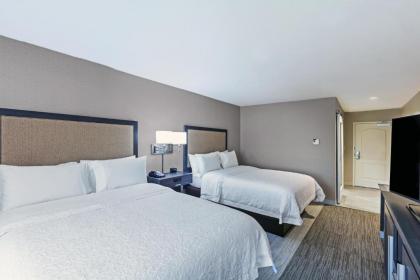 Hampton Inn and Suites Houston Central - image 3