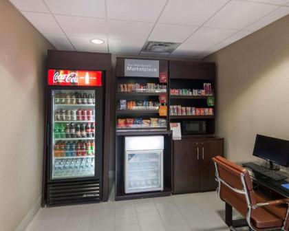 Comfort Suites Houston West At Clay Road - image 12