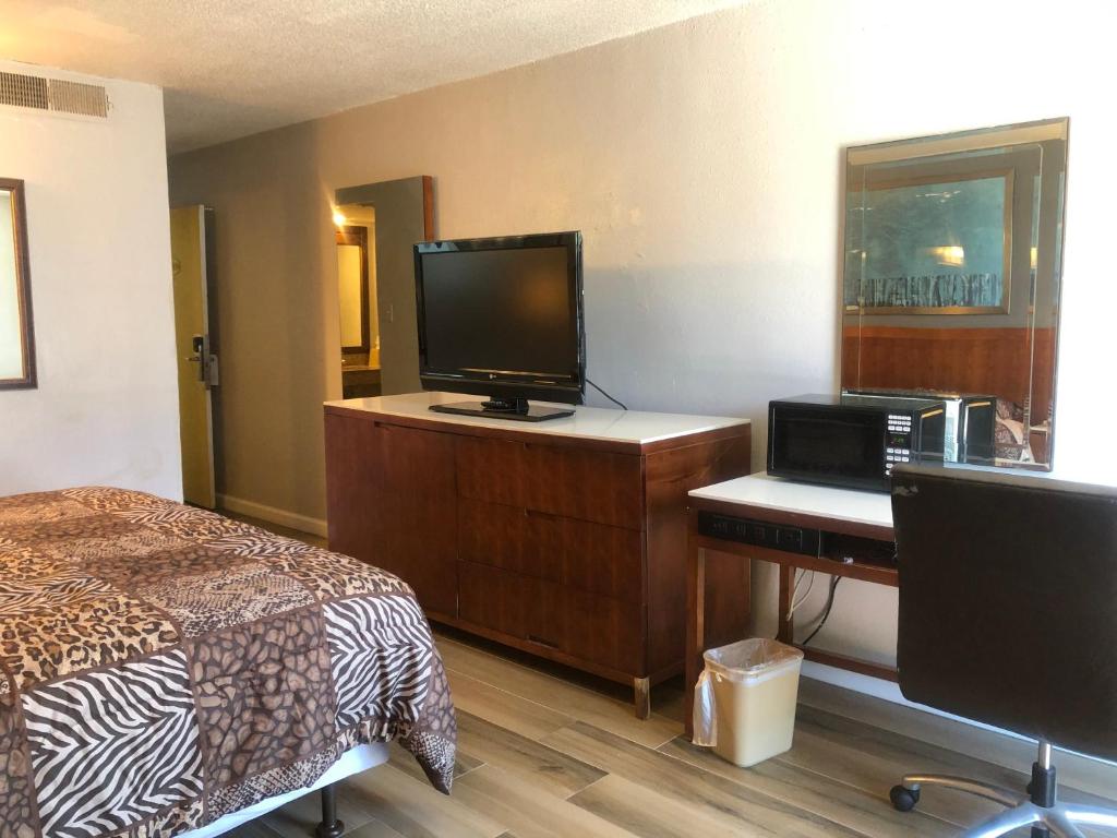 Western Inn - image 4