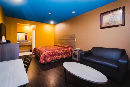 Moonlight Suites - Houston/George Bush Int'l Airport - image 10