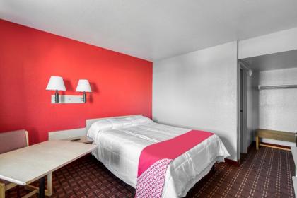 OYO Hotel Houston Southwest I-69 - image 19