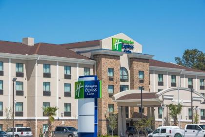 Holiday Inn Express and Suites Houston North - IAH Area an IHG Hotel - image 10