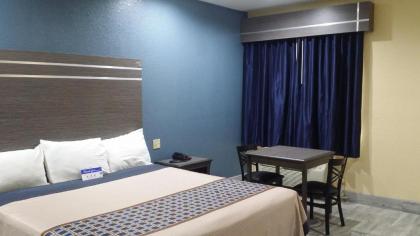 Americas Best Value Inn & Suites Northeast Houston - image 14