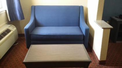 Americas Best Value Inn & Suites Northeast Houston - image 15