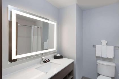 Days Inn & Suites by Wyndham Houston NW Cypress - image 15