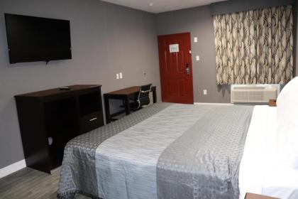 Atlantis Inn Suites - image 4