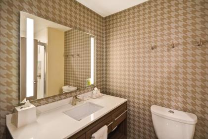 Home2 Suites At The Galleria - image 20
