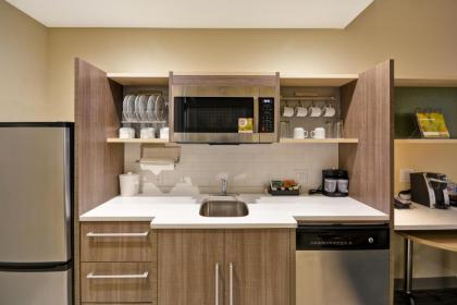 Home2 Suites At The Galleria - image 8