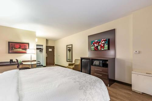 Red Lion Hotel Houston InterContinental Airport - image 3
