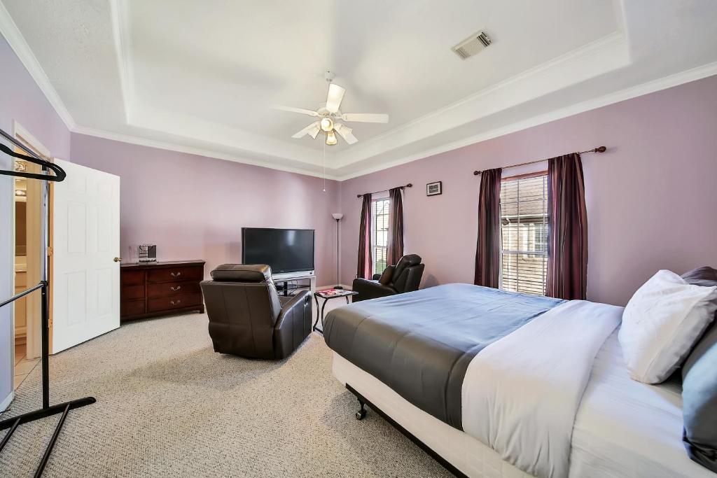 Uptown Terrace - image 2