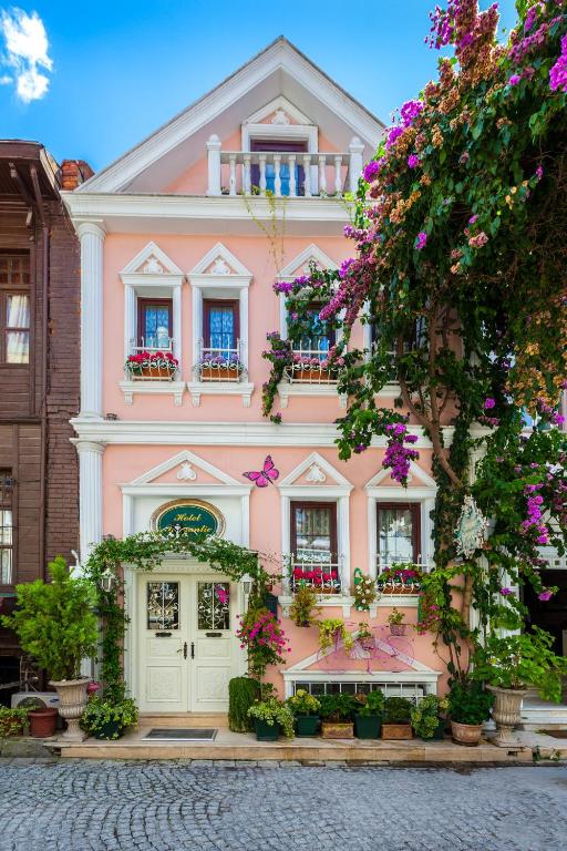 Romantic Hotel Istanbul - main image