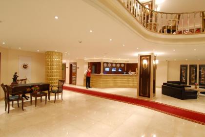 Mosaic Hotel - image 8
