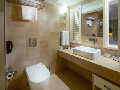 Titanic Comfort Sisli - image 14