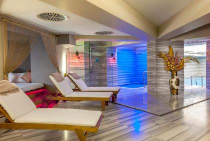 Yasmak Sultan Hotel - image 15