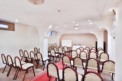 Barin Hotel - image 20