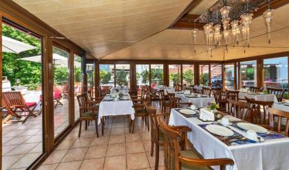 Zeynep Sultan Hotel - image 10