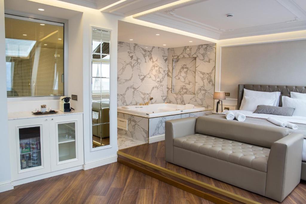 Mina Hotel - Special Category - main image