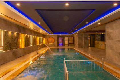 Ramada by Wyndham Istanbul Pera - image 1