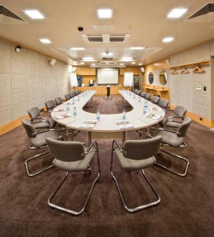Ramada by Wyndham Istanbul Pera - image 16