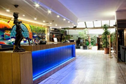 Güneş Hotel Merter - image 4