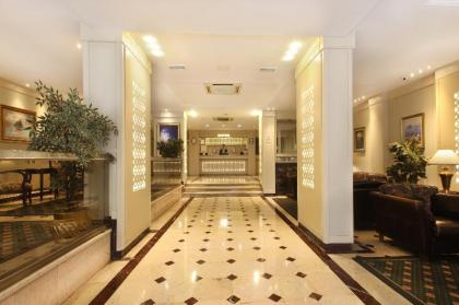 Berr Hotel - image 6