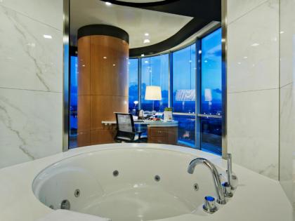 DoubleTree by Hilton Istanbul Moda - image 13