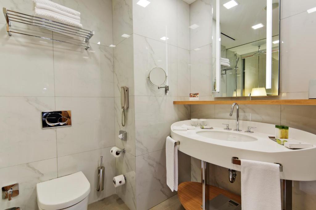 DoubleTree by Hilton Istanbul Moda - image 6