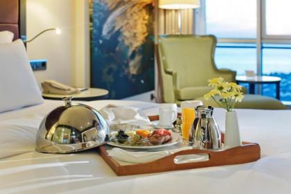 DoubleTree by Hilton Istanbul Moda - image 7
