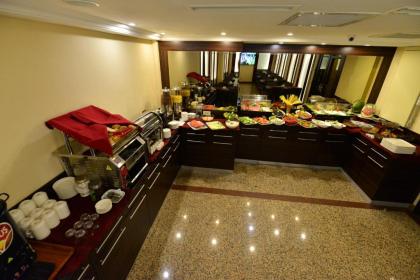 Golden Siyav Hotel - image 18