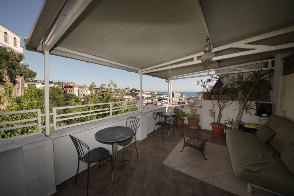 Topkapi Apartments - image 4