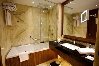 Crowne Plaza Istanbul Harbiye - image 4