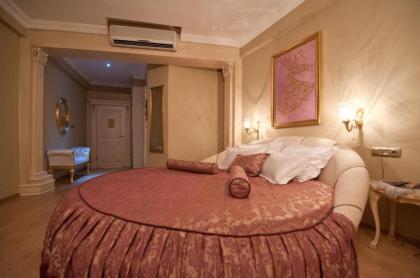Blue Tuana Hotel - image 10