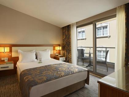 Yasmak Comfort Hotel - image 1