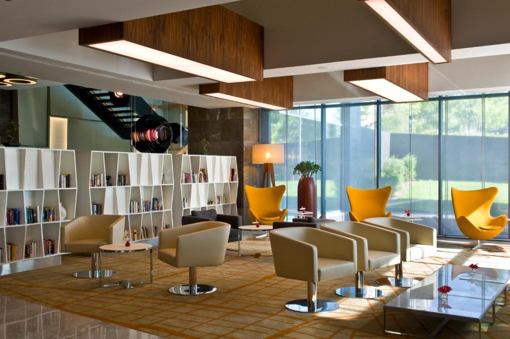 Radisson Blu Hotel Istanbul Asia - image 2